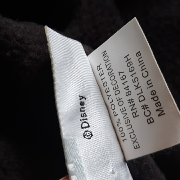 Walt Disney World Grumpy Embroidered Mohawk Tassel Winter GreyBlack Ear Flap - Picture 11 of 15